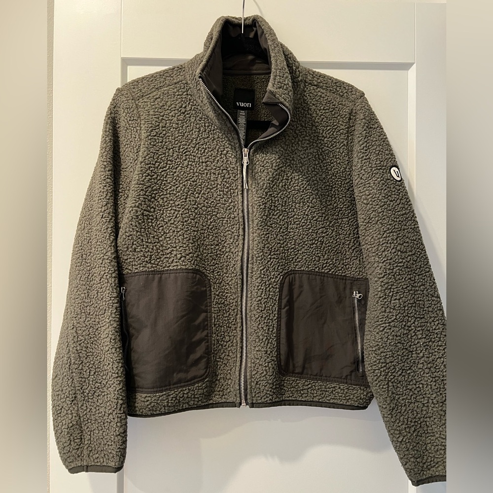 Vuori Alpine Jacket size Small green